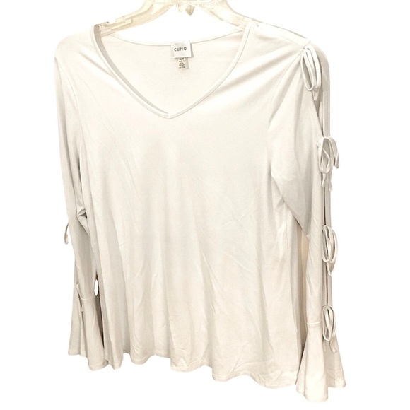 Cupio Women’s Cream Bell Sleeve Shirt Size Medium - Picture 1 of 7